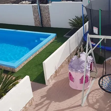 Roja 7, Apartments, Quiet, Small & Central Resort, Reservado Para Clientes *